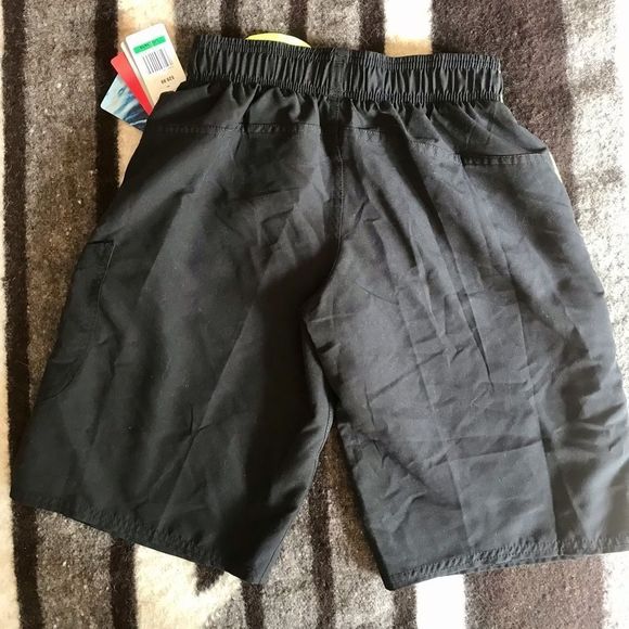 Speedo swim shorts, size L (14/16) kids - Picture 5 of 5